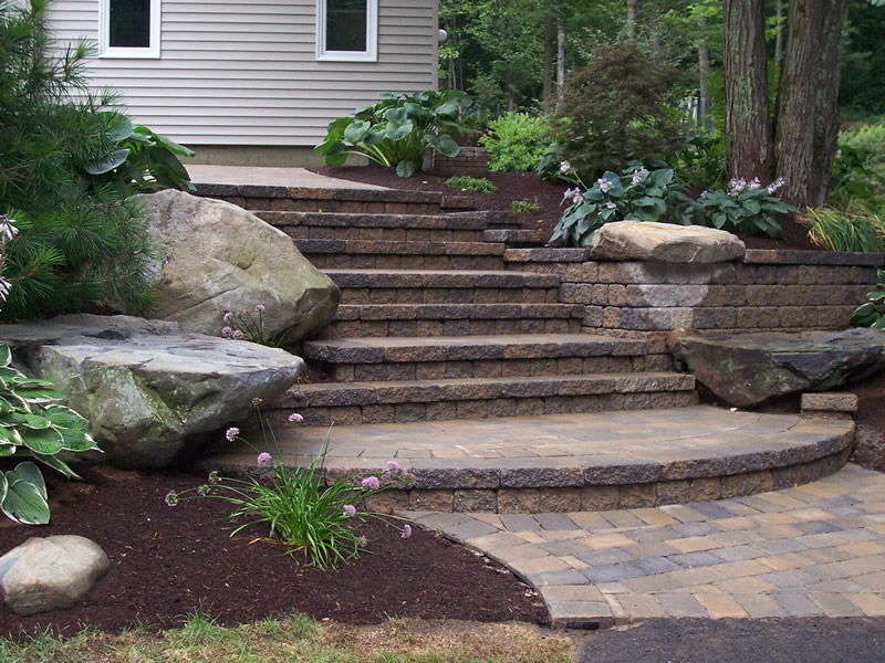 Landscape maintenance project